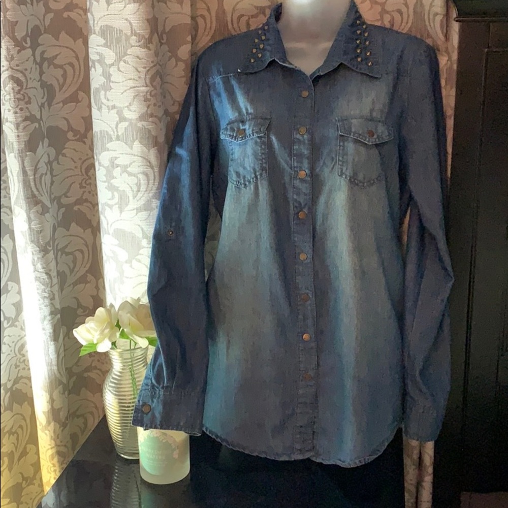 Denim long sleeve shirt